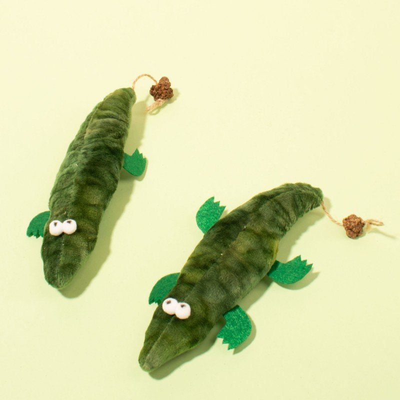 Plush Alligator Cat Kicker Toy with Catnip & Natural Gall Fruit Chew Tail - Image 3