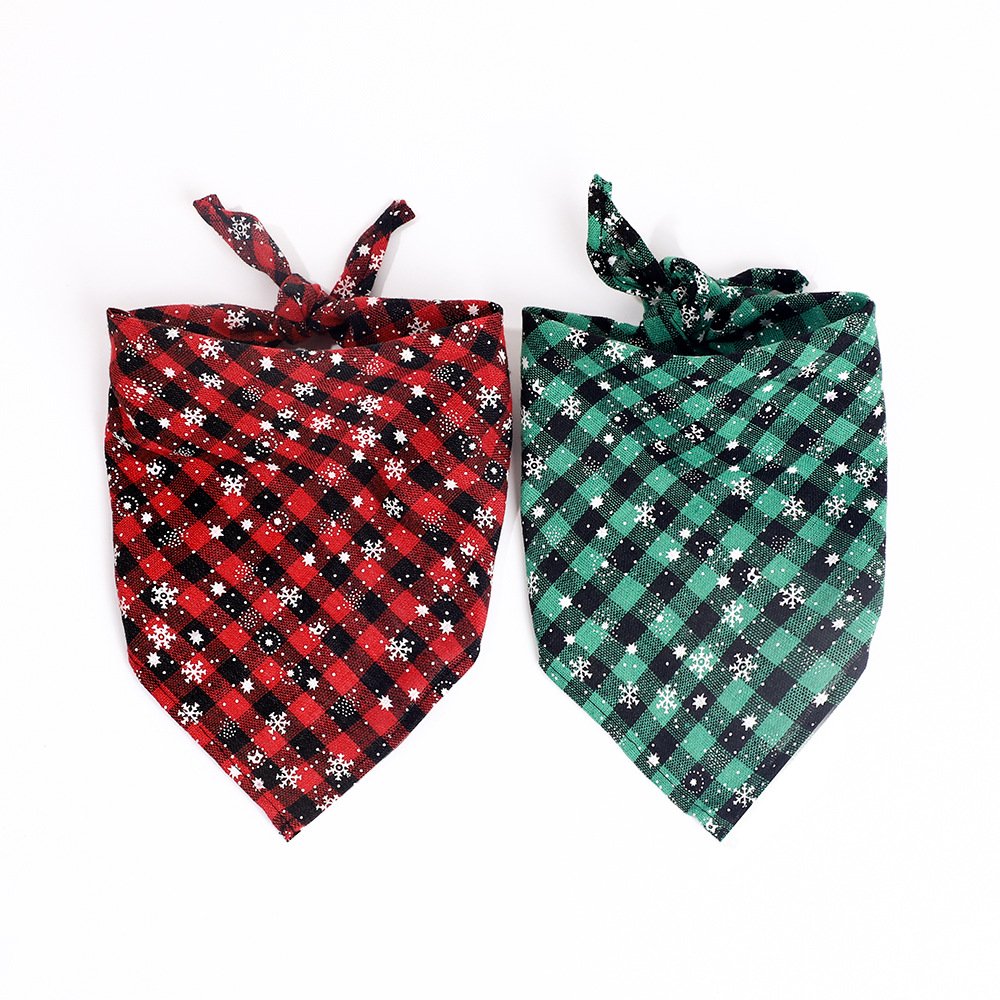 Christmas Pet Bandana – Festive Snowflake Triangle Scarf for Dogs and Cats - Image 9